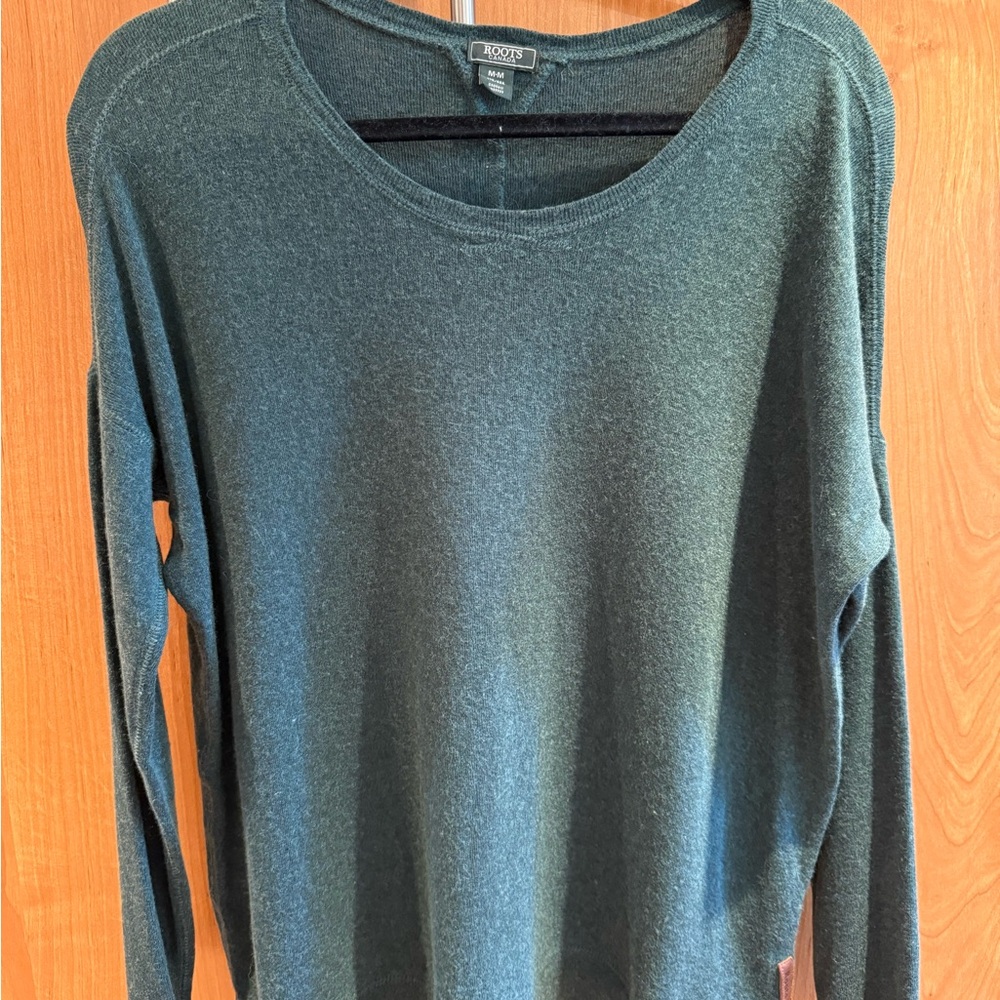 Roots Canada Tencel Wool Blend Long Sleeve Pullover (Size M)